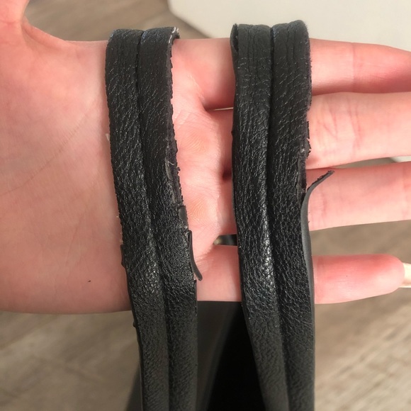 Black purse - Picture 5 of 8